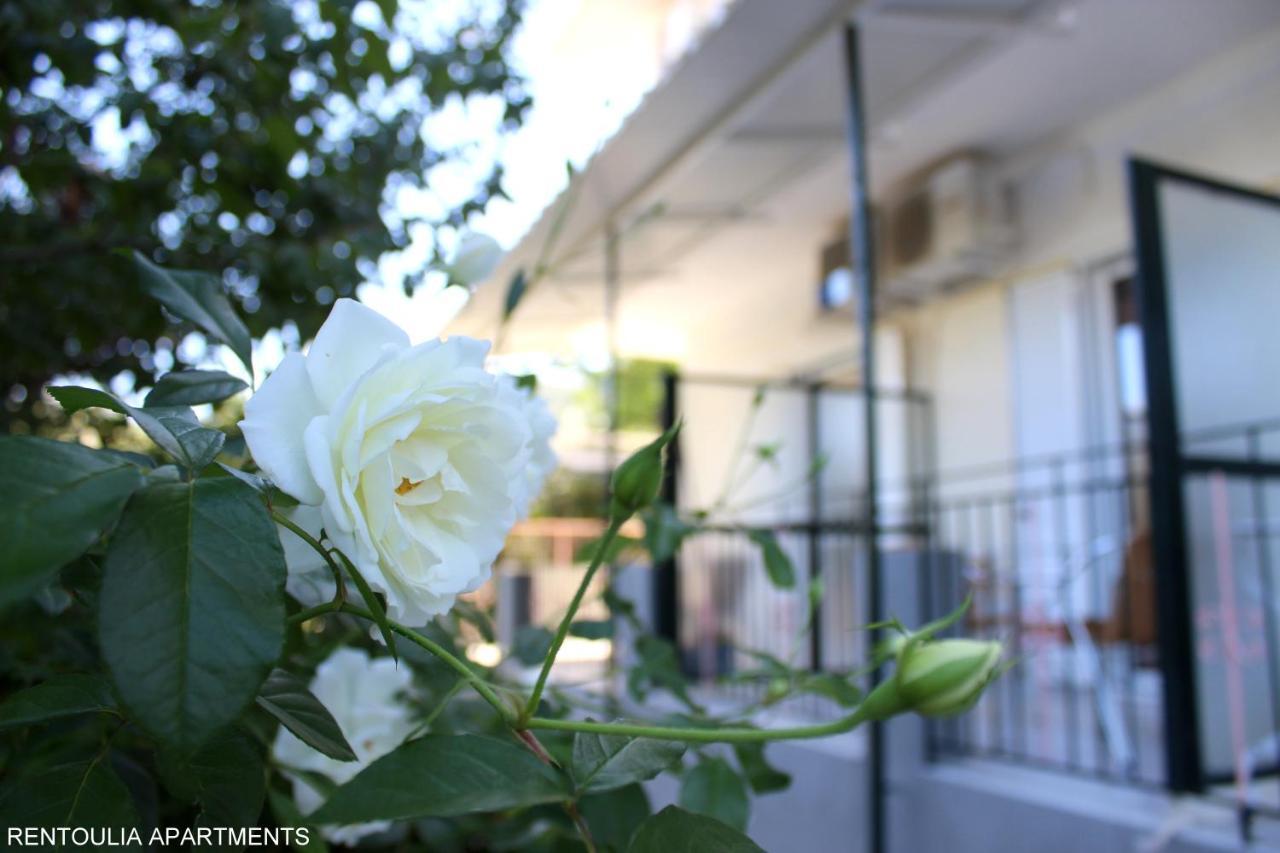 Rentoulia Apartments Poúlithra エクステリア 写真