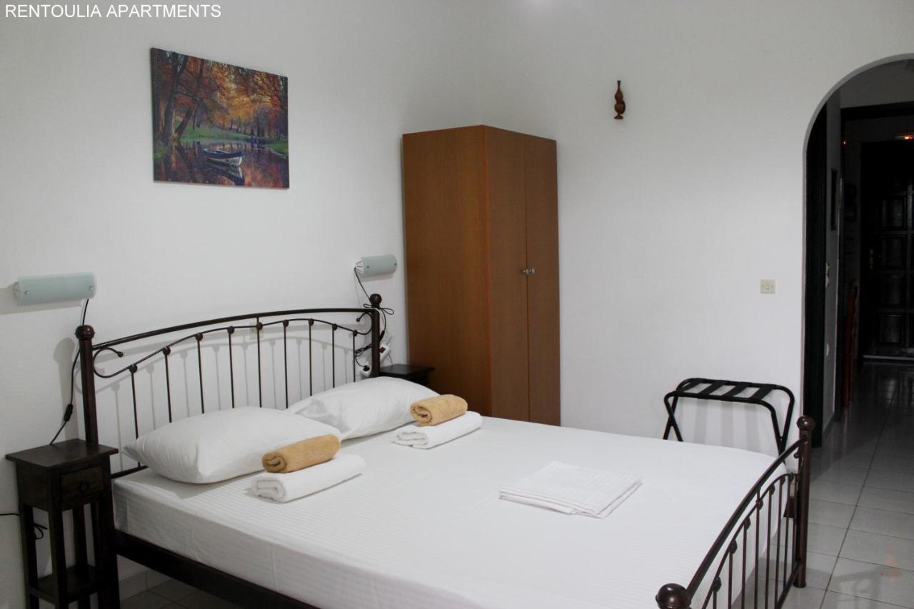 Rentoulia Apartments Poúlithra エクステリア 写真