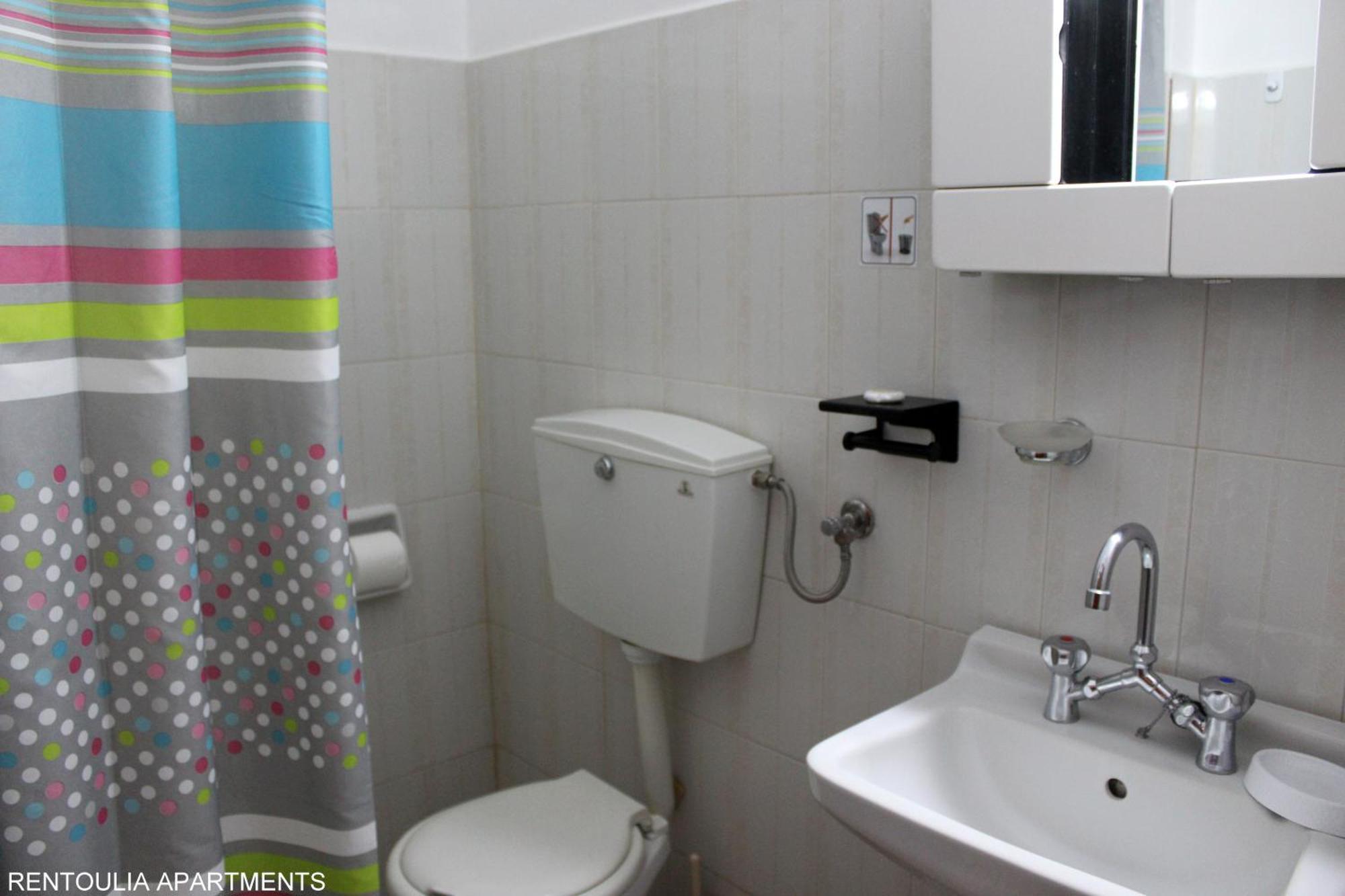 Rentoulia Apartments Poúlithra エクステリア 写真